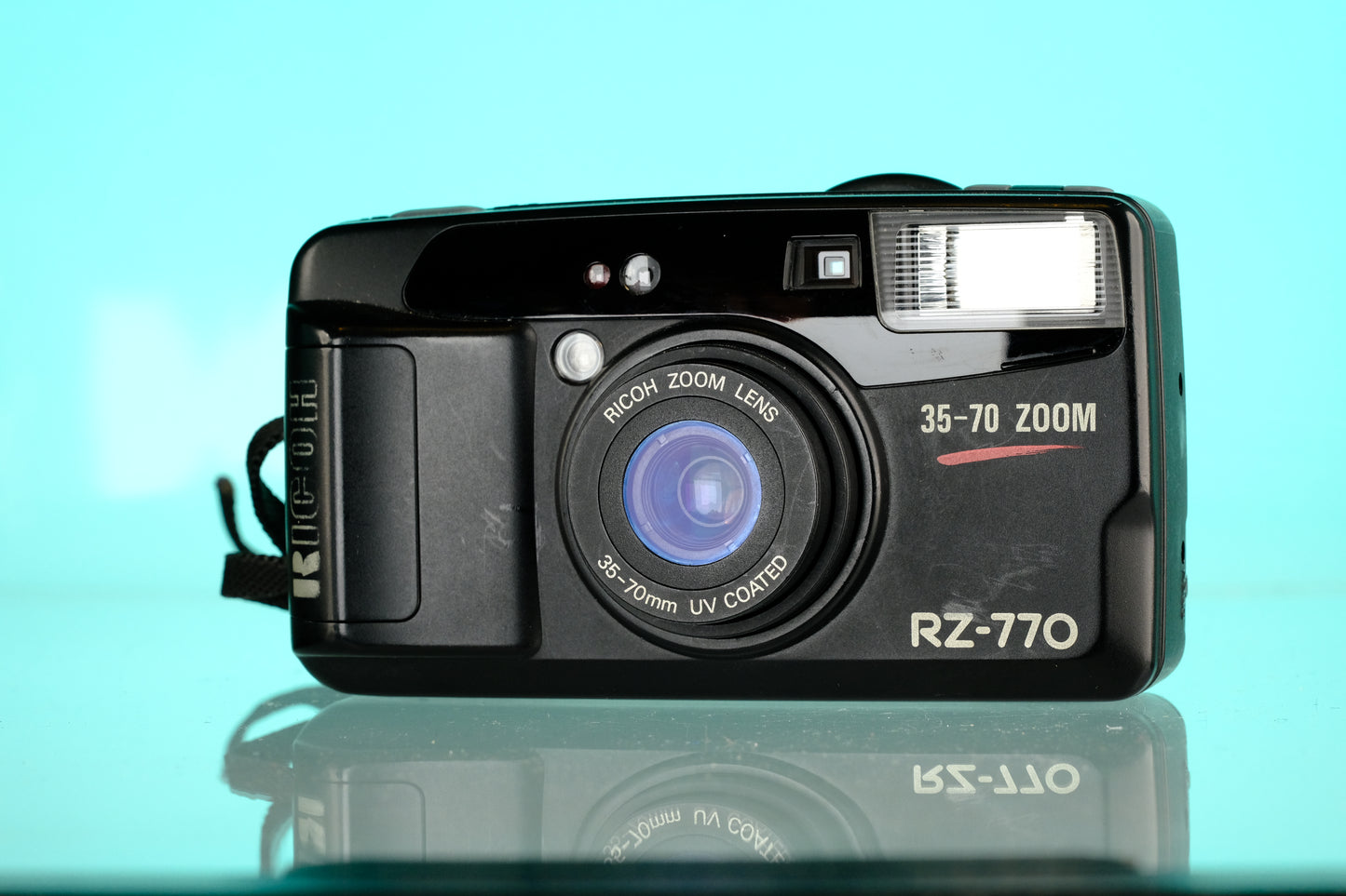 Ricoh RZ-770 35mm Point & Shoot Film Camera