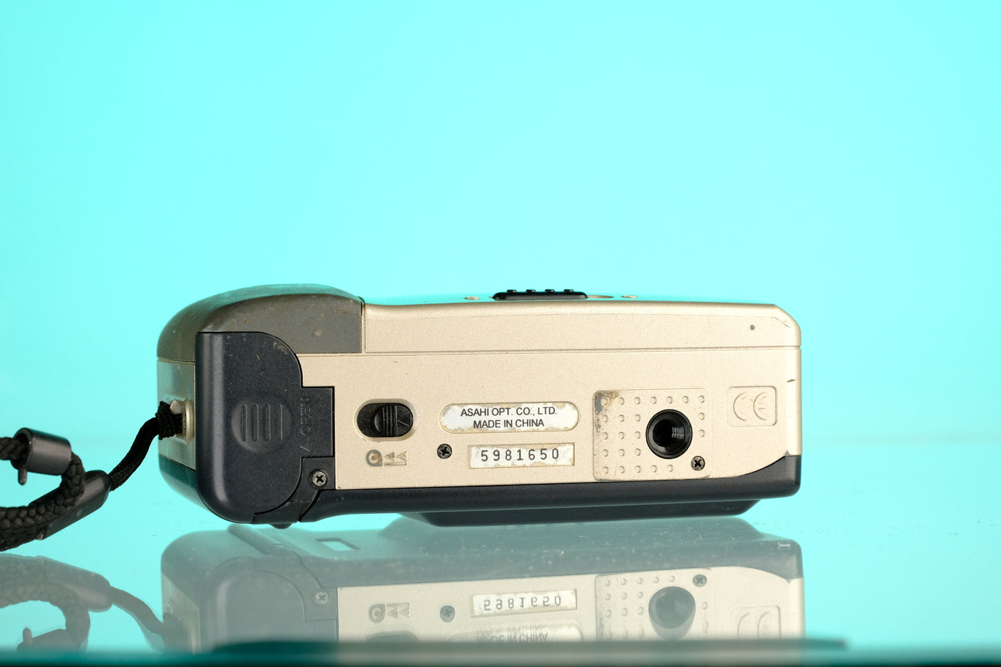 Pentax PC-550 35mm Point and Shoot Camera