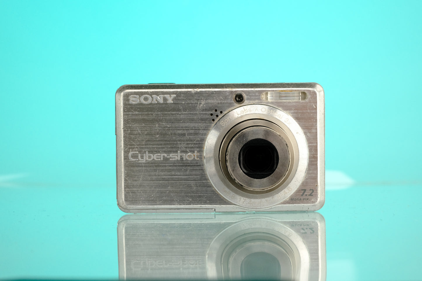 Sony Cybershot DSC-S750 Digicam Digital Point and Shoot Camera