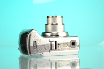 Canon Powershot A560 Digicam Digital Camera