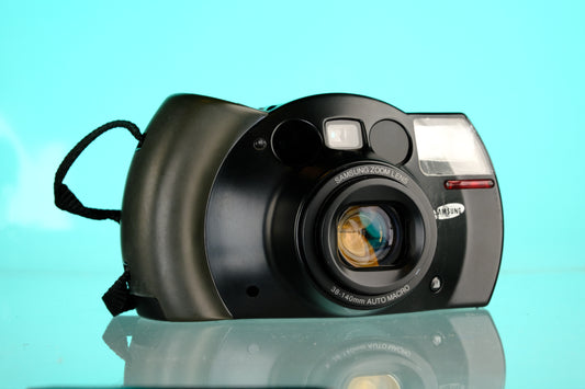 Samsung ECX 1 35mm Point and Shoot Camera