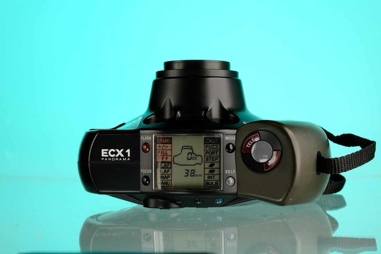 Samsung ECX 1 35mm Point and Shoot Camera