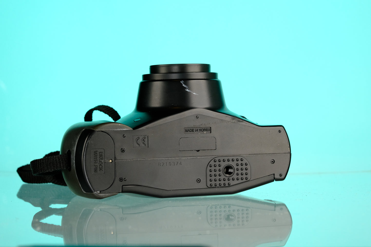 Samsung ECX 1 35mm Point and Shoot Camera