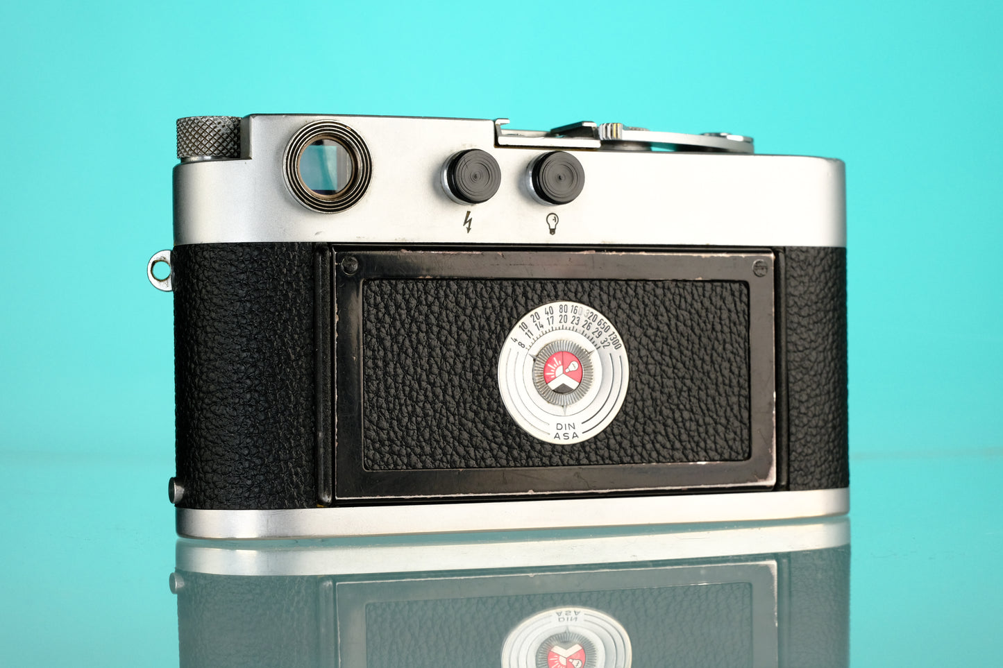 Leica M3 Rangefinder + Leica Summicron 50mm f/2 Lens