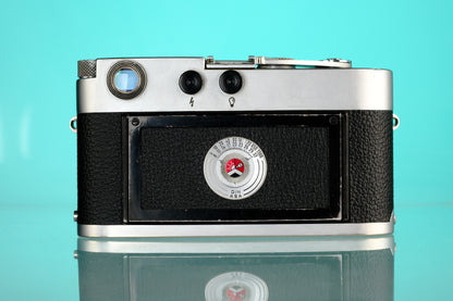 Leica M3 Rangefinder + Leica Summicron 50mm f/2 Lens