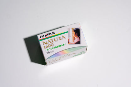 Fujifilm Natura 1600 High Speed Color Negative Exp 05-2015 (35mm)