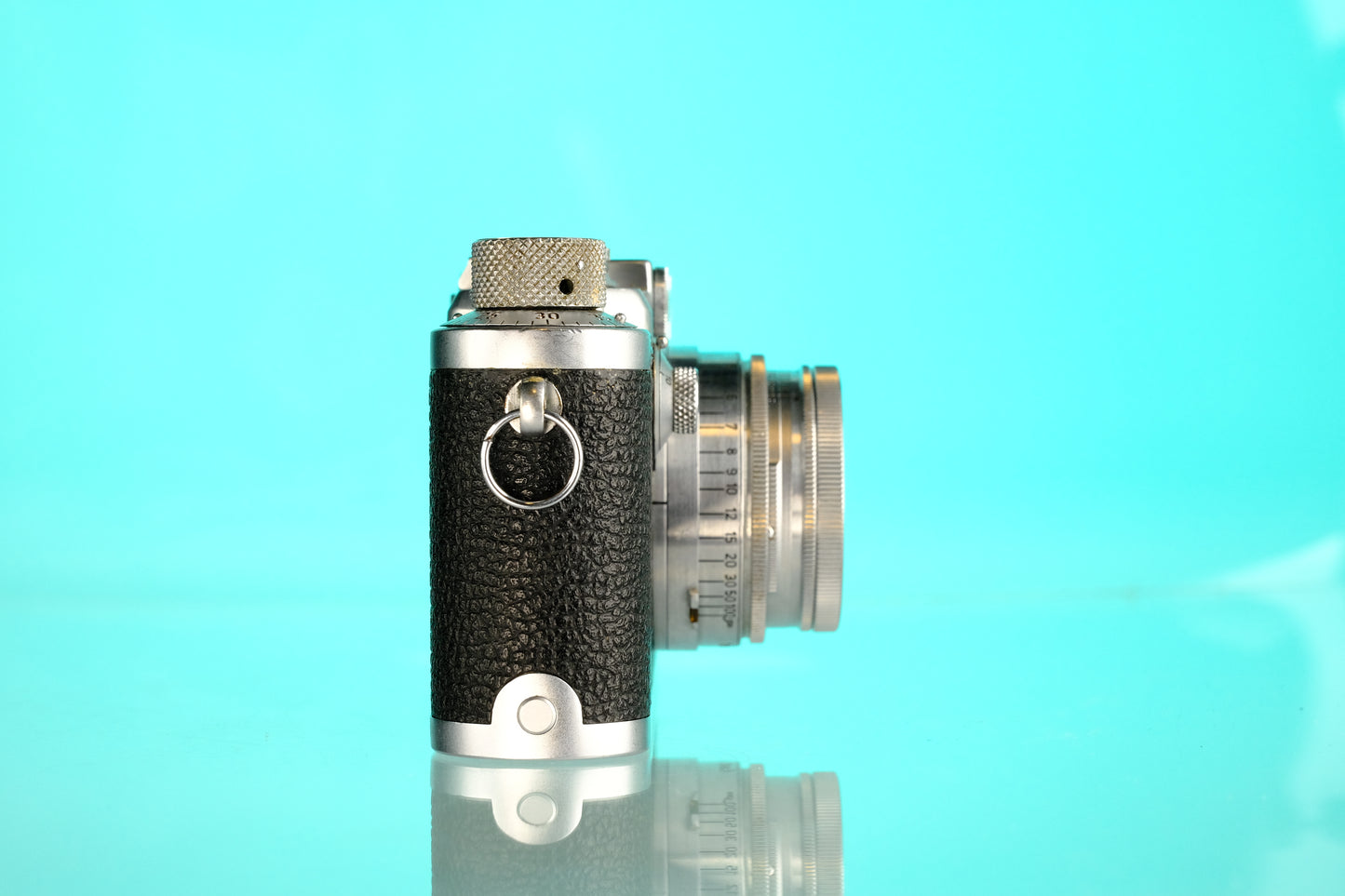 Leica Leitz iiiF 35mm Rangefinder + Summitar 5cm f/2.0 Lens