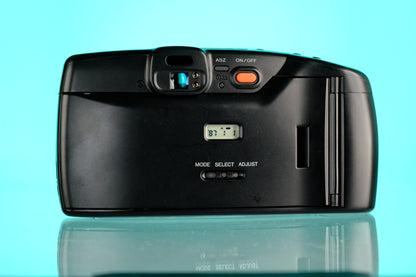 Minolta Freedom Zoom 9T 35mm Point and Shoot Camera