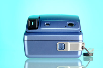Polaroid Clamshell 600 Camera