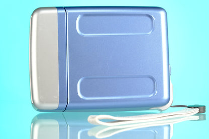 Polaroid Clamshell 600 Camera