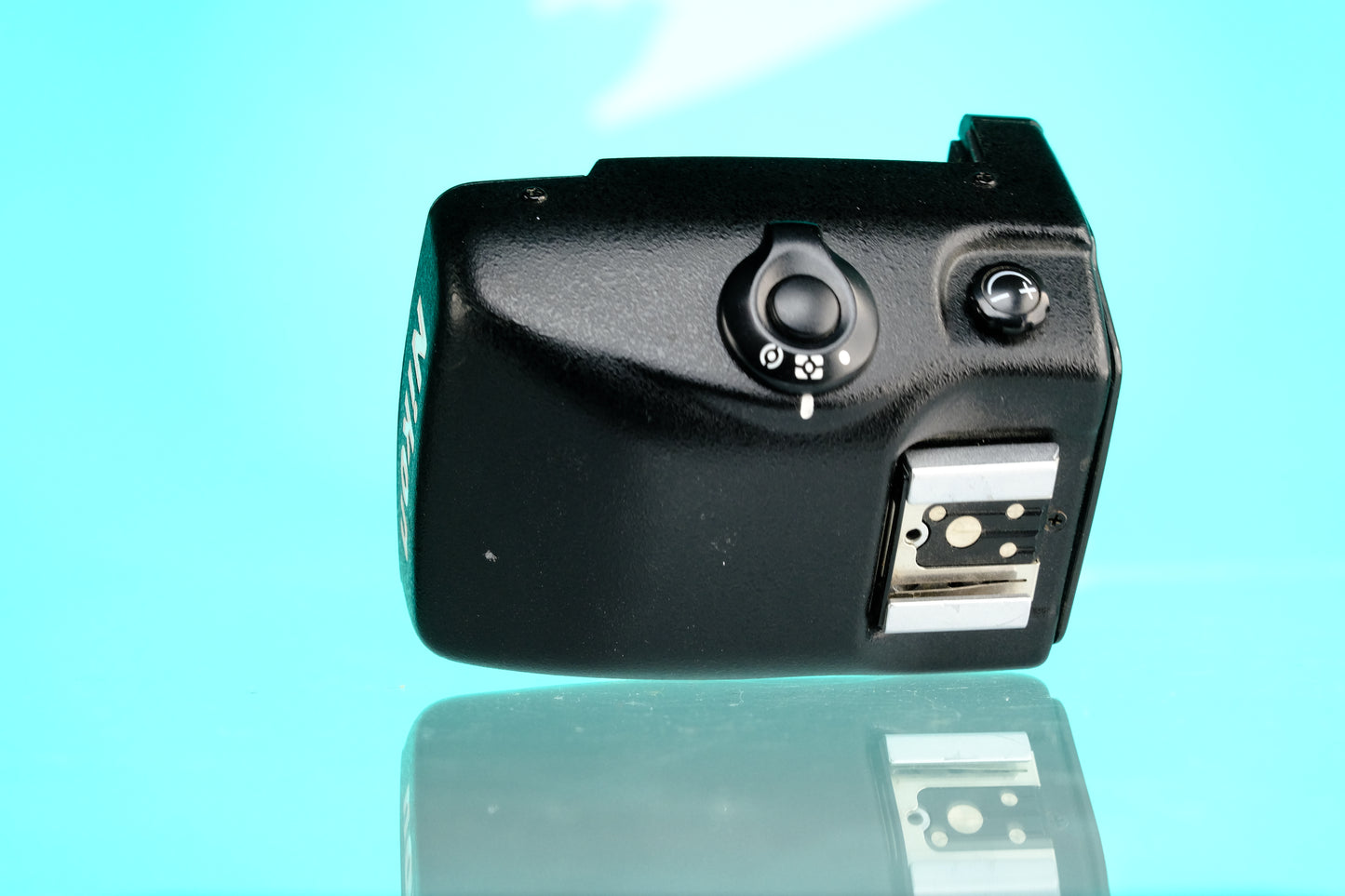 Nikon F5 DP-30 Viewfinder Prism