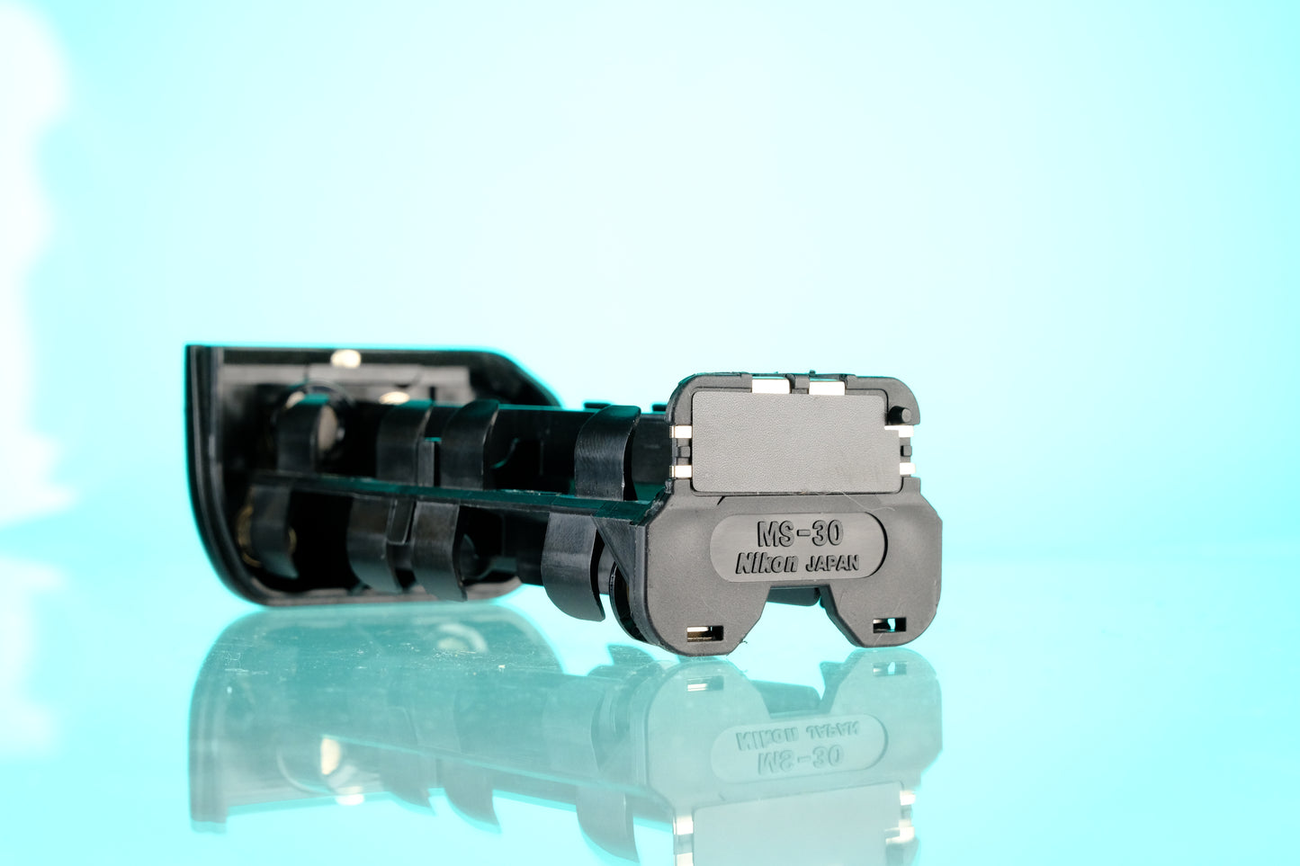 Nikon F5 MS-30 Battery Caddy