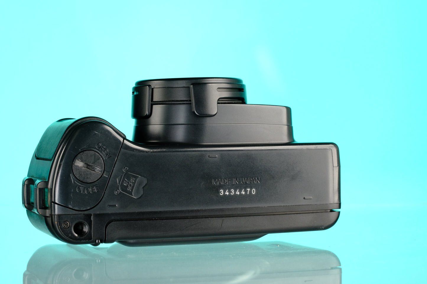 Konica MR. 640 35mm Point and Shoot Film Camera