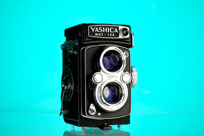 Yashica Mat 124 6x6 120 TLR Film Camera