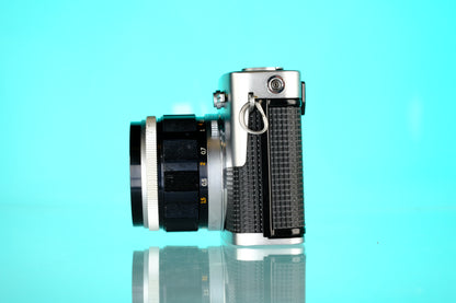 Olympus PEN FV + G.Zuiko 40mm f/1.4 Lens