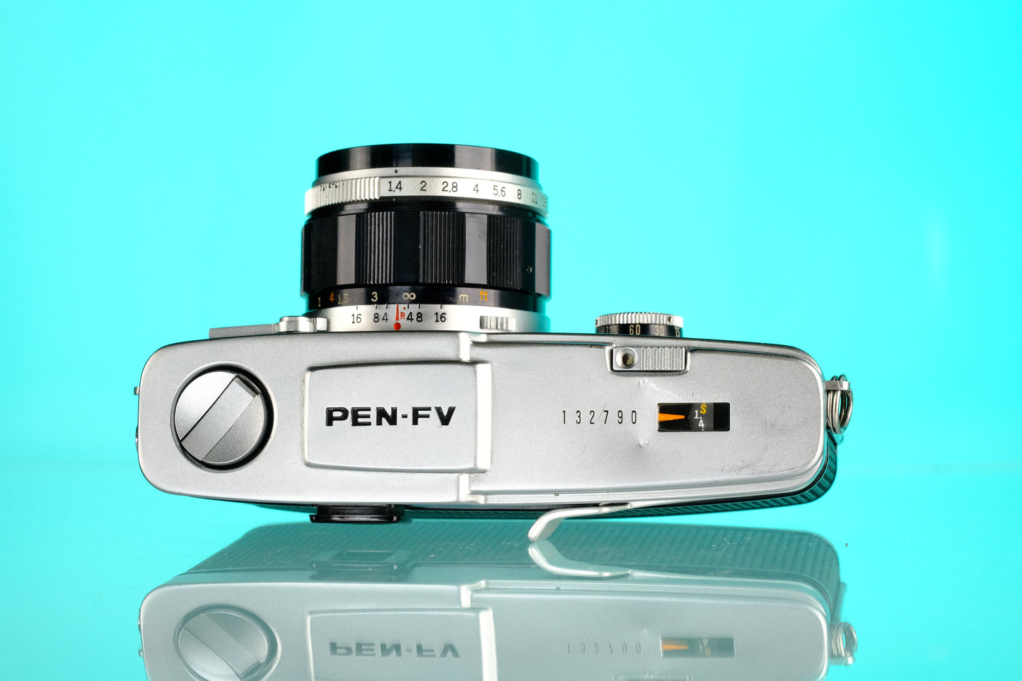 Olympus PEN FV + G.Zuiko 40mm f/1.4 Lens