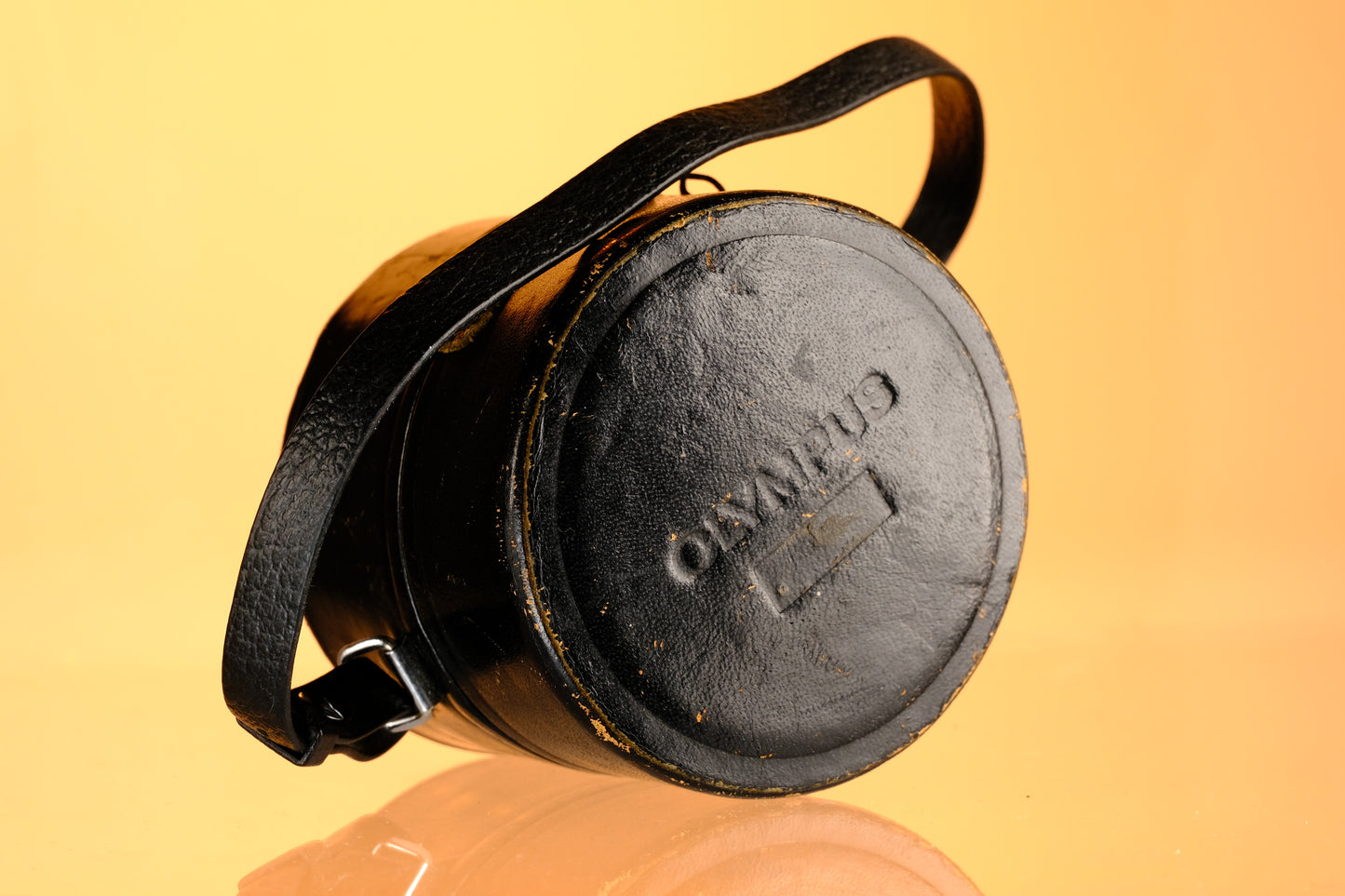 Olympus 24mm f/2.8 Auto-W H.Zuiko Lens