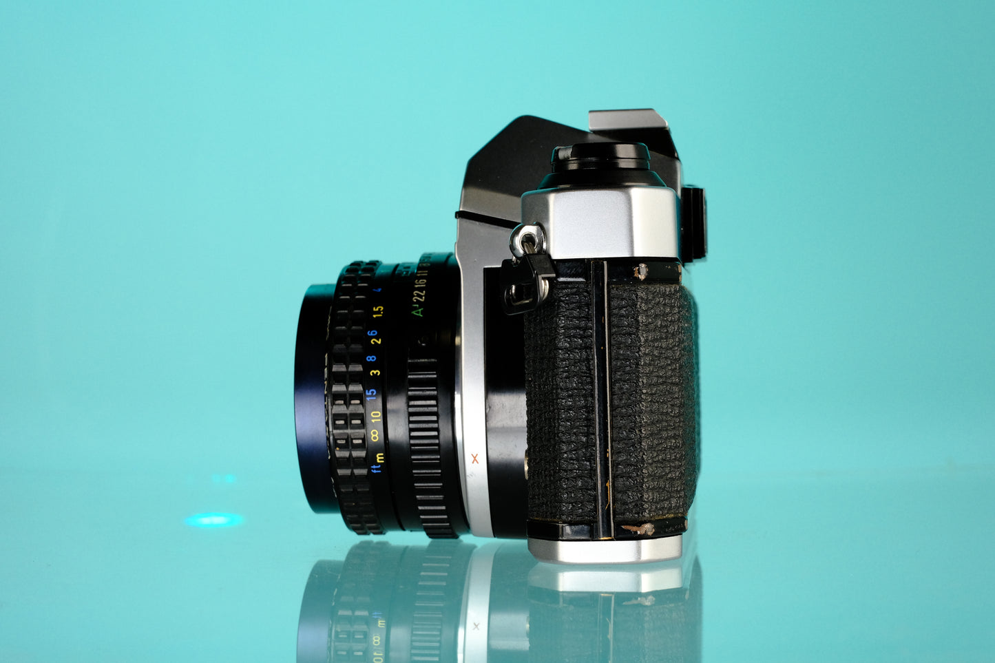 Pentax K1000 35mm SLR Film Camera + 50mm SMC Lens