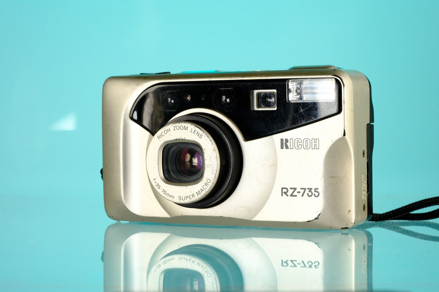 Ricoh RZ-735 35mm Point and Shoot Film Camera