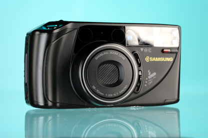 Samsung AF Zoom 700 35mm Point and Shoot Film Camera