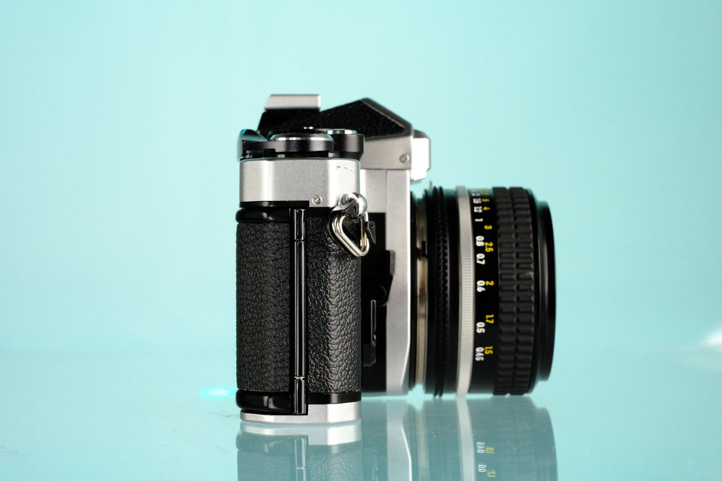 Nikon FE2 35mm SLR Film Camera + 50mm Nikkor f/1.8 Ai Lens