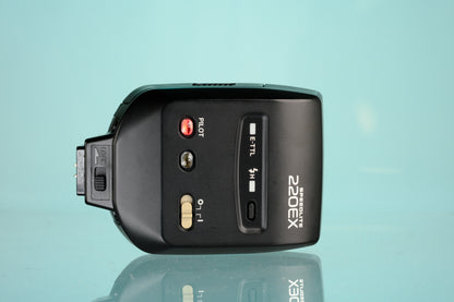 Canon Speedlite 220EX Hotshoe Flash