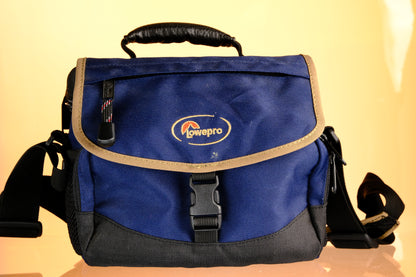 LowePro Nova 1 Vintage Camera Bag