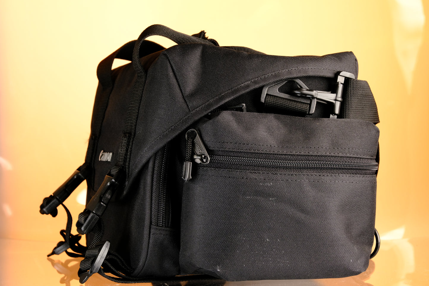 Canon 100DG Camera Bag