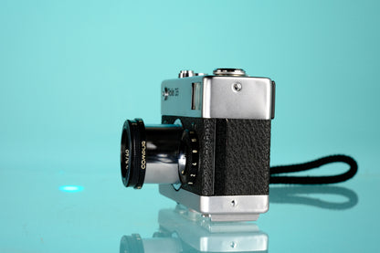 Rollei 35 35mm Viewfinder Camera 40mm Tessar f/3.5 - Singapore Model