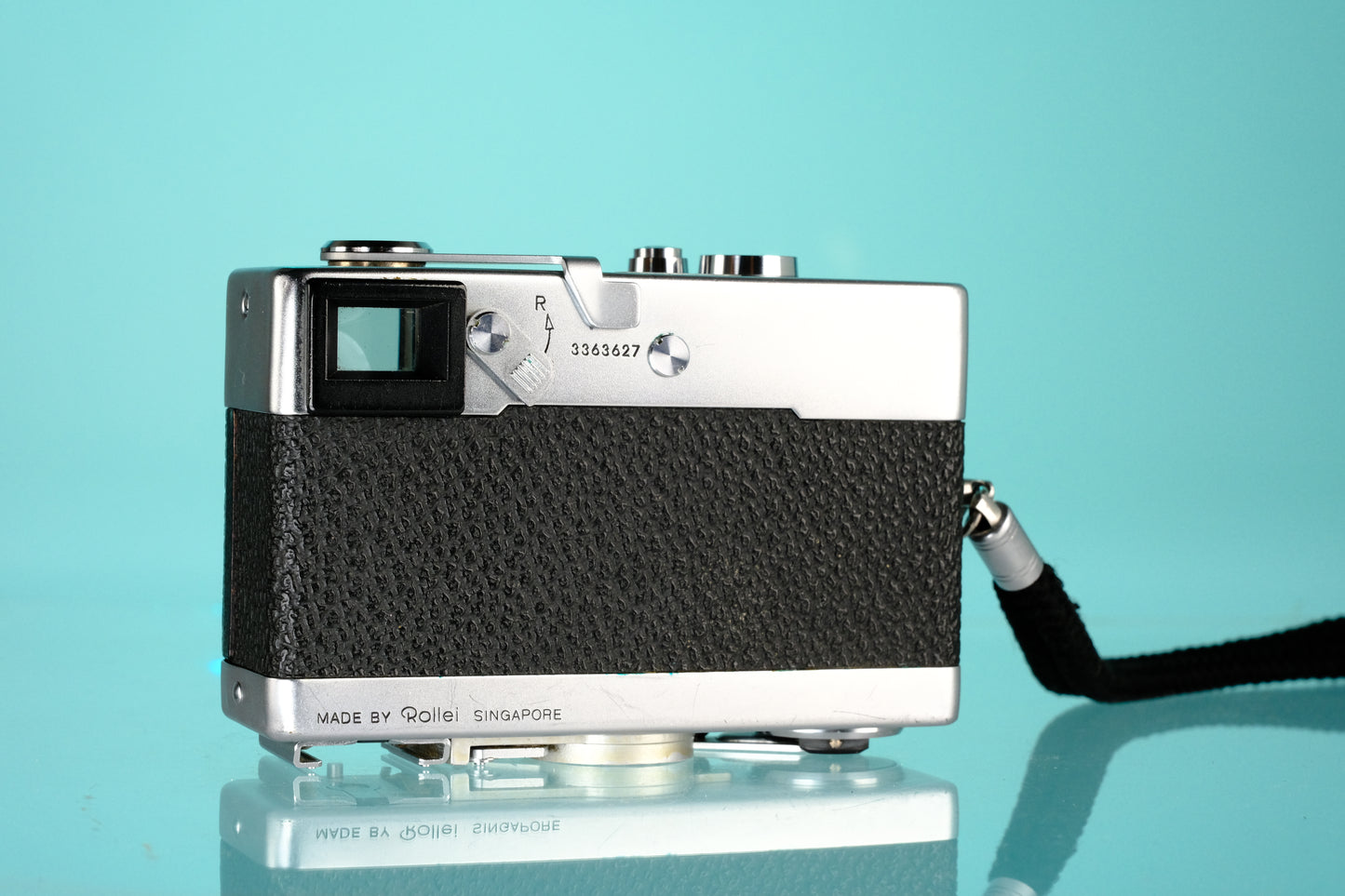 Rollei 35 35mm Viewfinder Camera 40mm Tessar f/3.5 - Singapore Model
