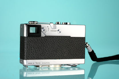 Rollei 35 35mm Viewfinder Camera 40mm Tessar f/3.5 - Singapore Model