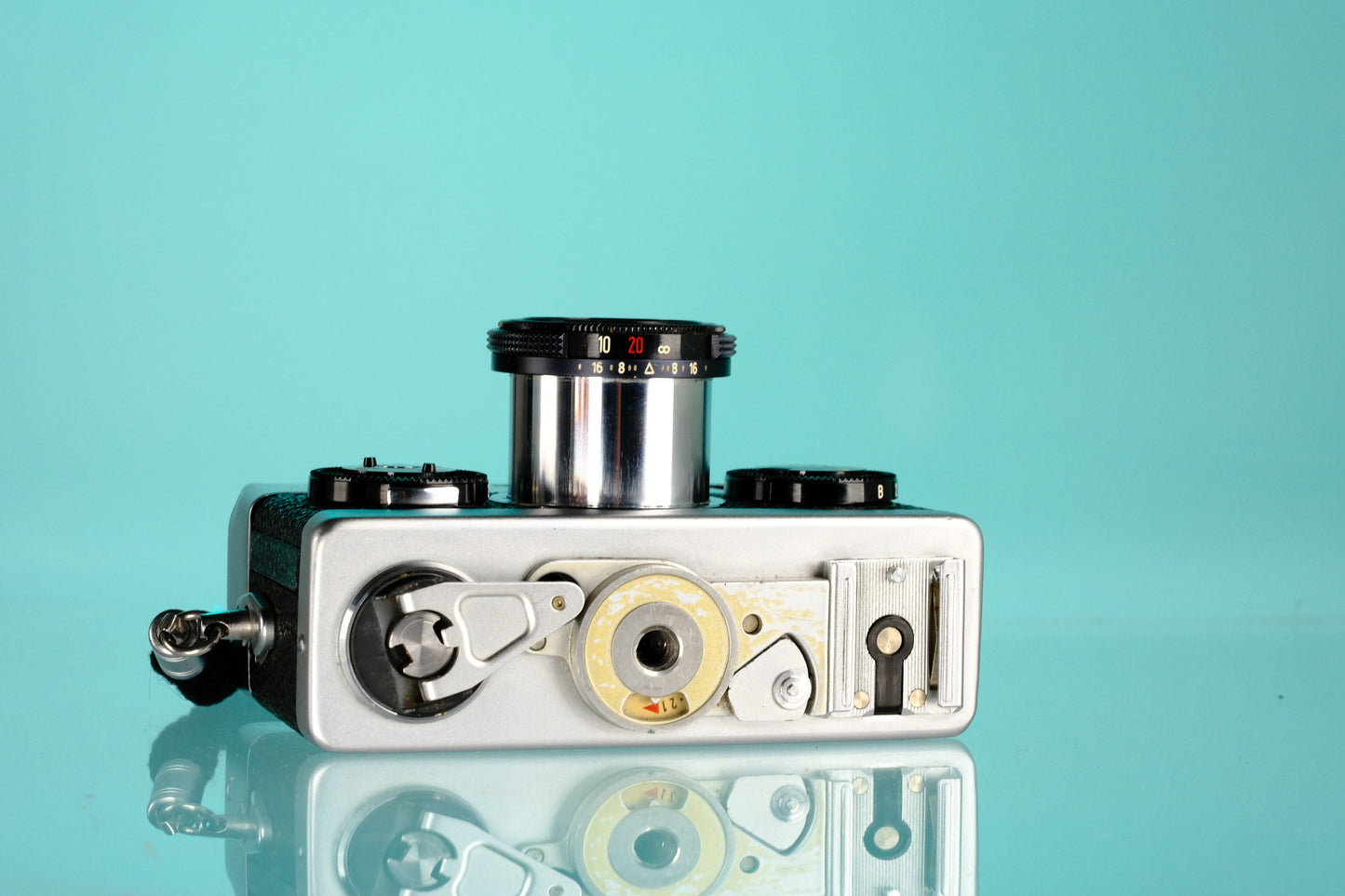 Rollei 35 35mm Viewfinder Camera 40mm Tessar f/3.5 - Singapore Model