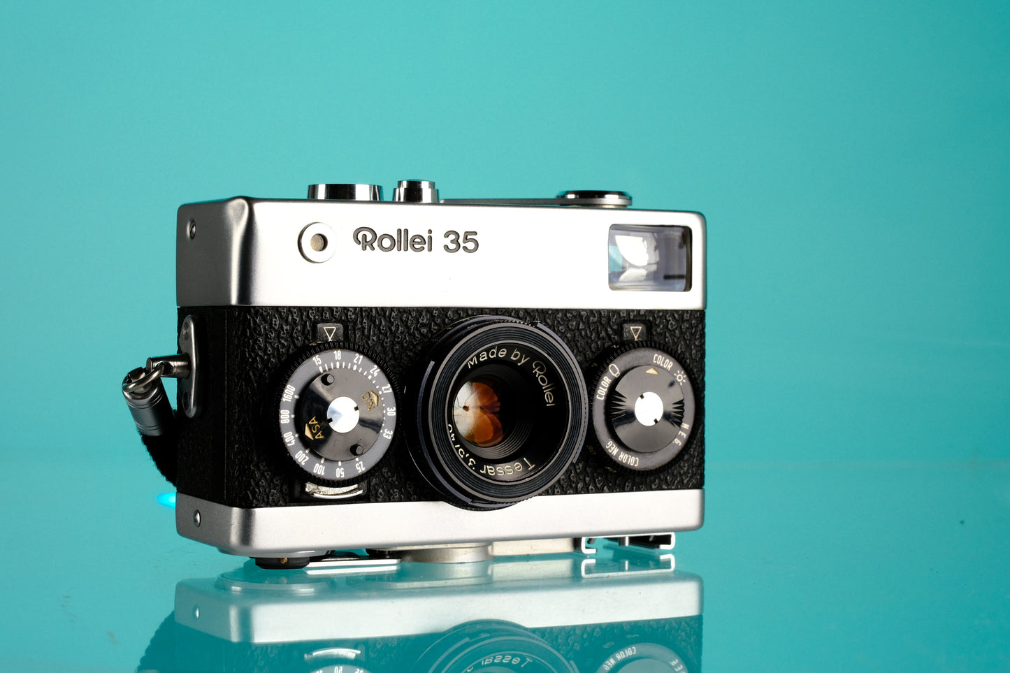 Rollei 35 35mm Viewfinder Camera 40mm Tessar f/3.5 - Singapore Model