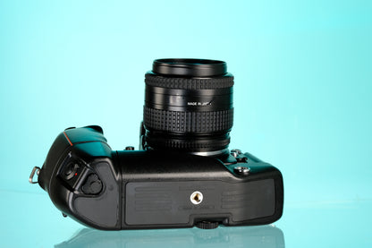 Nikon F4 35mm SLR Film Camera + Nikkor AF 35-70mm f/3.3-4.5 Lens