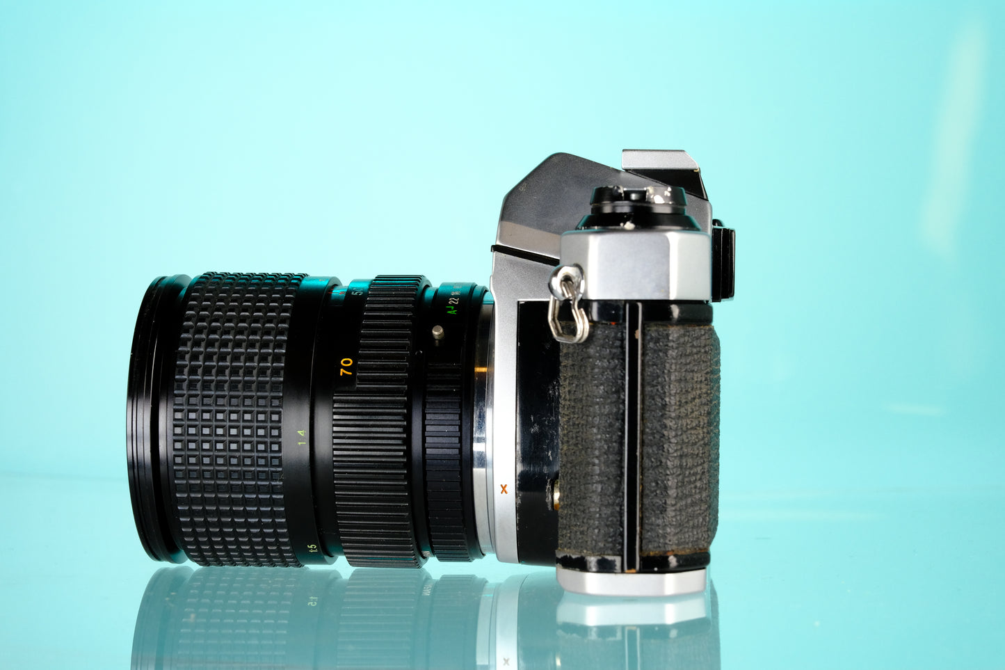 Pentax K1000 35mm SLR Film Camera + Tokina 28-70mm f/3.5 Lens