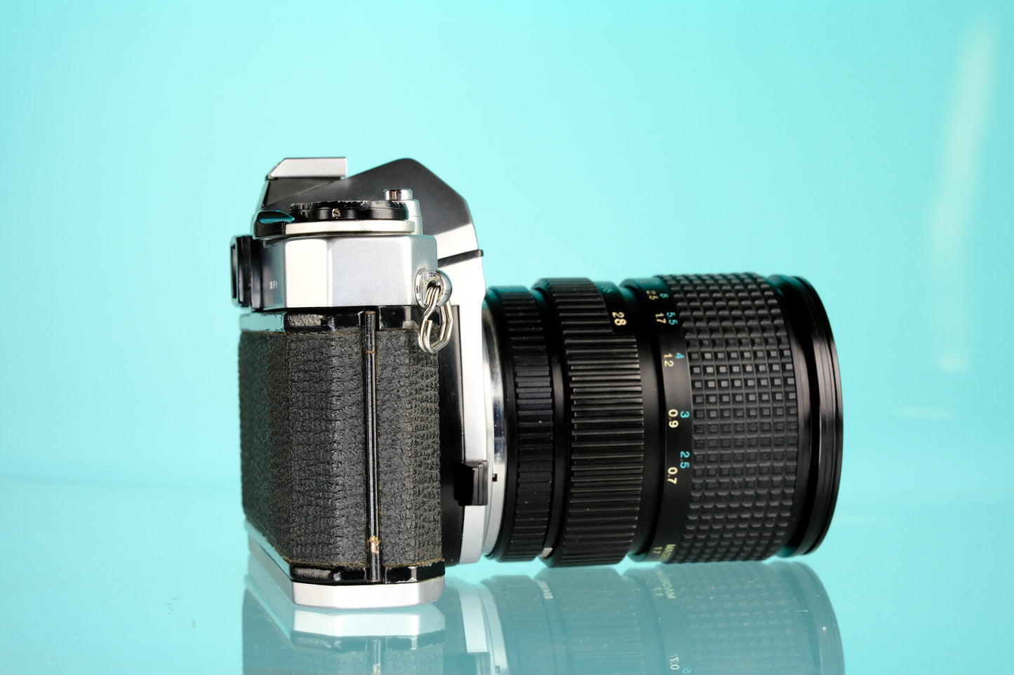 Pentax K1000 35mm SLR Film Camera + Tokina 28-70mm f/3.5 Lens