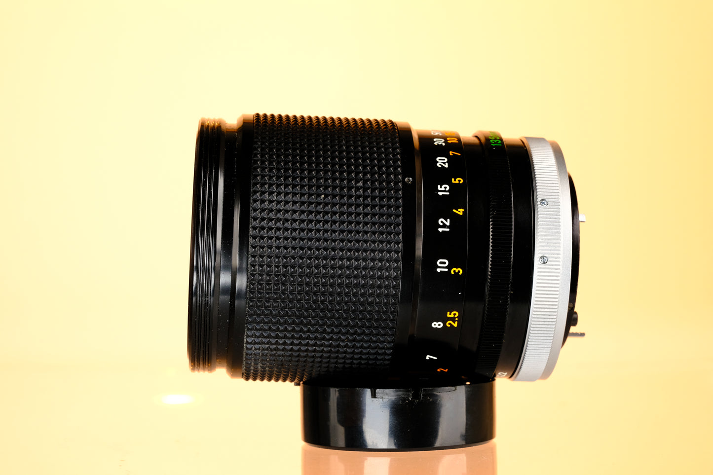 Canon 135mm f/2.5 S.C FD Lens