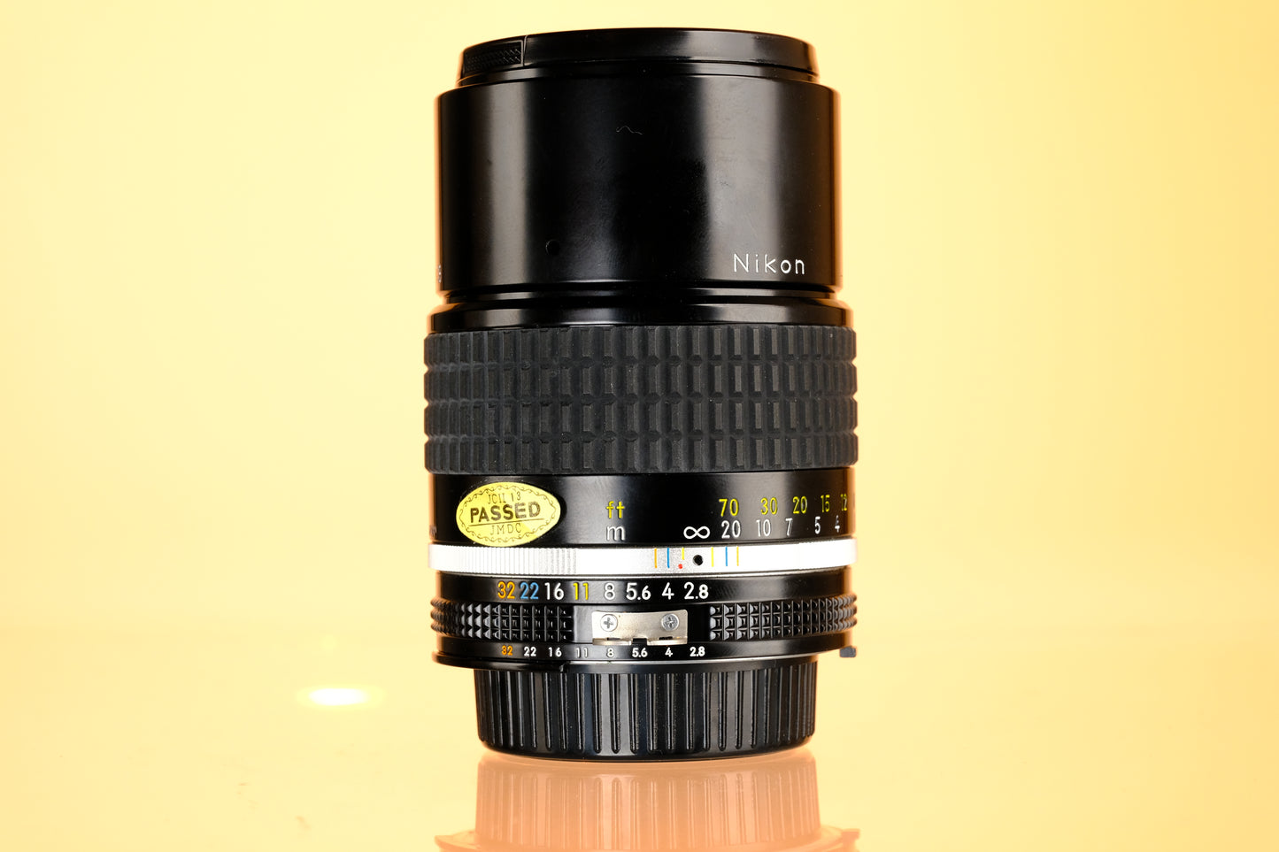 Nikon Nikkor 135mm f/2.8 Ai Lens