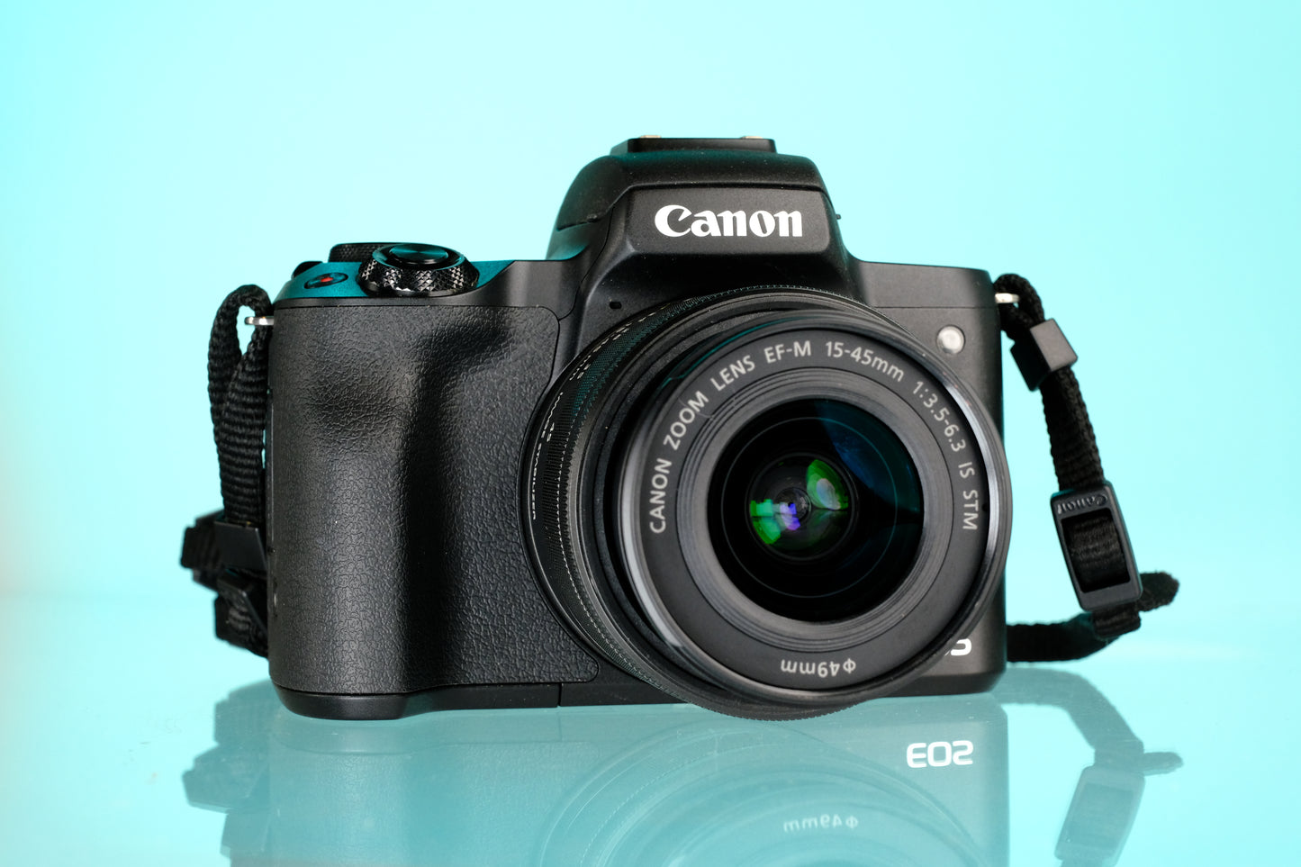 Canon EOS M50 MKII APSC Mirrorless Camera + EF-M 15-45mm f/3.5-6.3 Lens