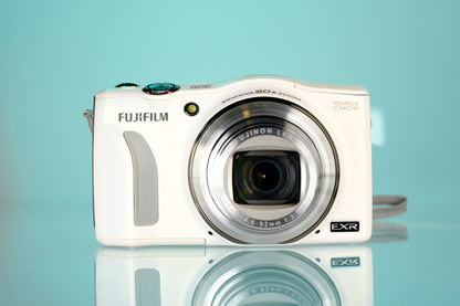 Fujifilm Finepix F850 EXR 16mp CMOS Digicam