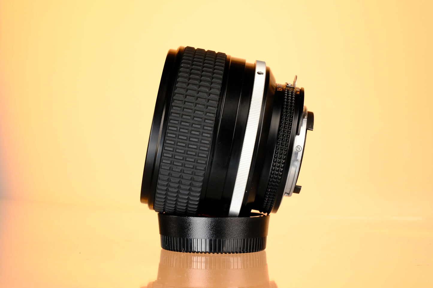 Nikon Nikkor 85mm f/1.4 Ai-S Lens