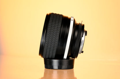 Nikon Nikkor 85mm f/1.4 Ai-S Lens
