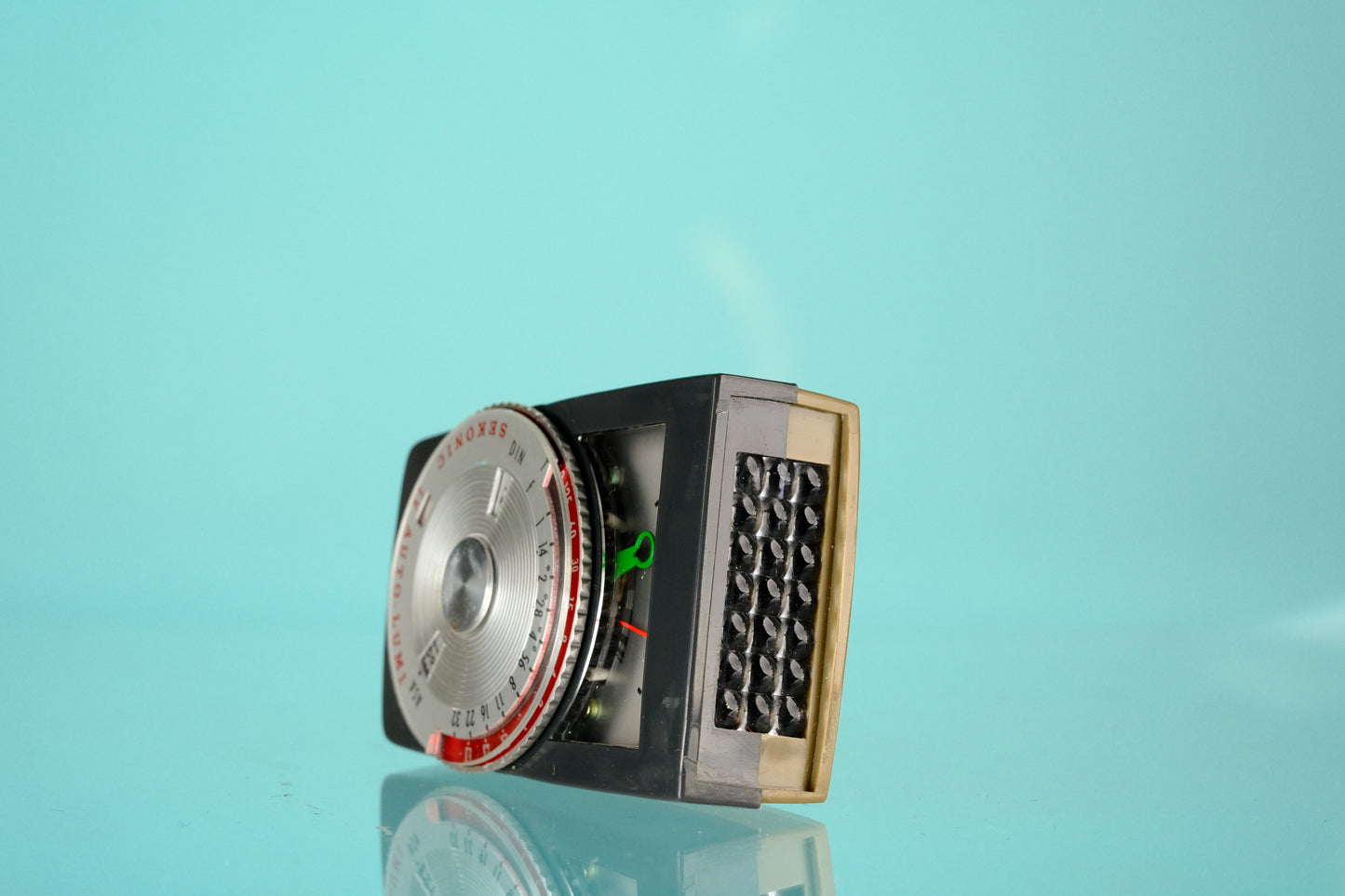 Sekonic Light Meter Model 86 + Nikonos Case