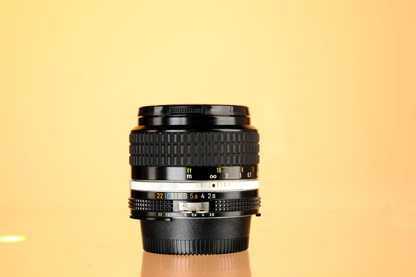 Nikon Nikkor 35mm f/2.8 Ai-S Lens