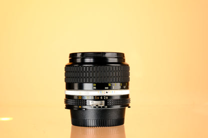 Nikon Nikkor 35mm f/2.8 Ai-S Lens