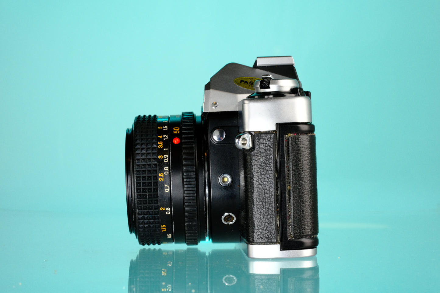 Minolta XG7 35mm SLR Film Camera + MD 50mm f/1.7 Lens