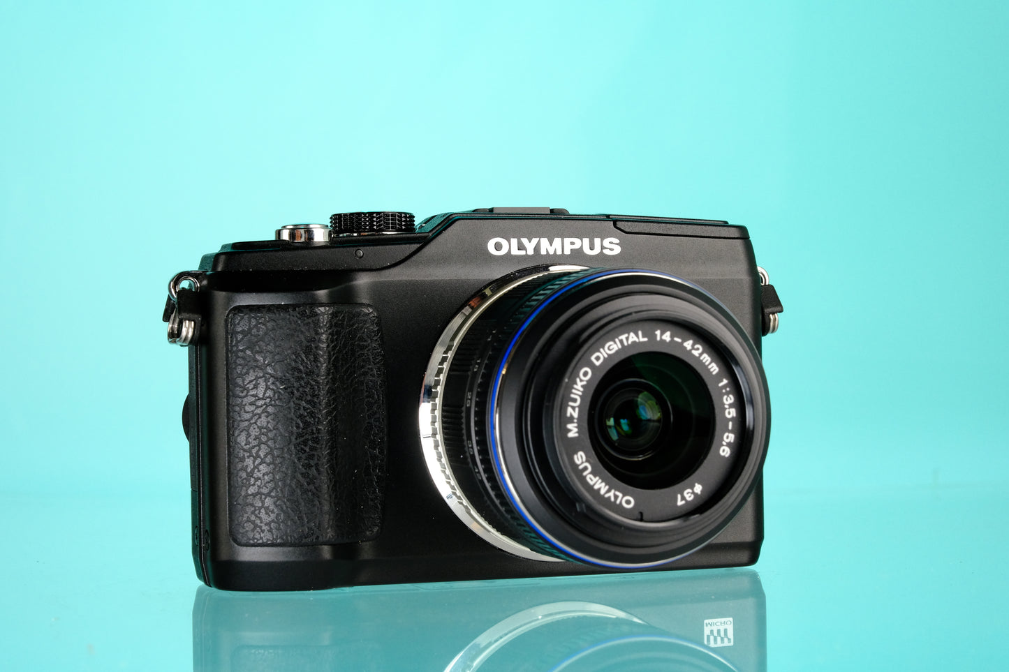 Olympus Pen EPL2 Micro 4/3 Mirrorless Camera w/ 14-42mm Zoom Lens