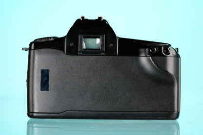 Canon EOS Rebel II 35mm SLR Camera + 55-200mm f/4.5-5.6 II USM EF Lens