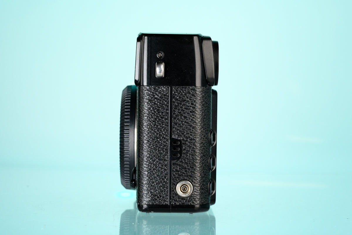 Fujifilm X-Pro1 APS-C Mirrorless Camera - X Mount (read)
