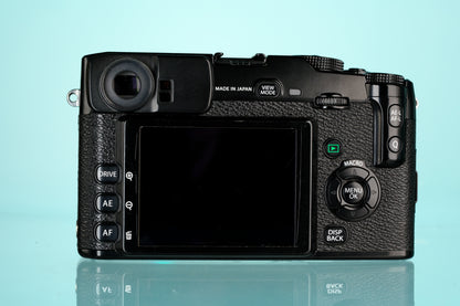 Fujifilm X-Pro1 APS-C Mirrorless Camera - X Mount (read)